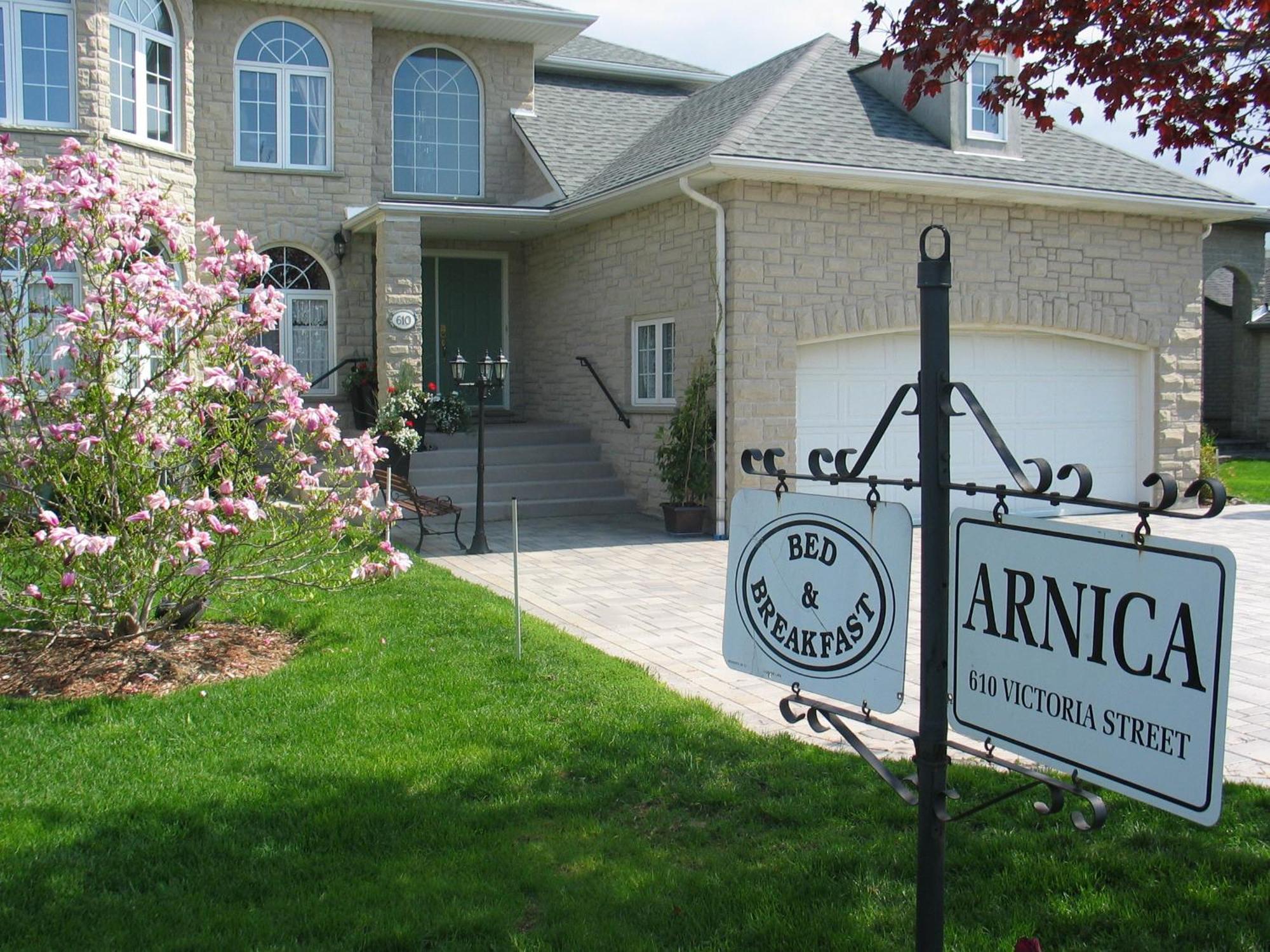 ナイアガラオンザレイク Arnica Bed & Breakfast Bed & Breakfast 部屋 写真